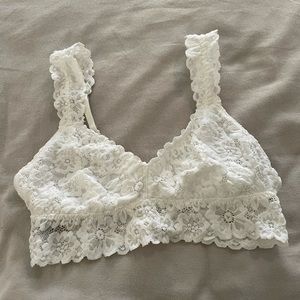 Arie white floral bralette